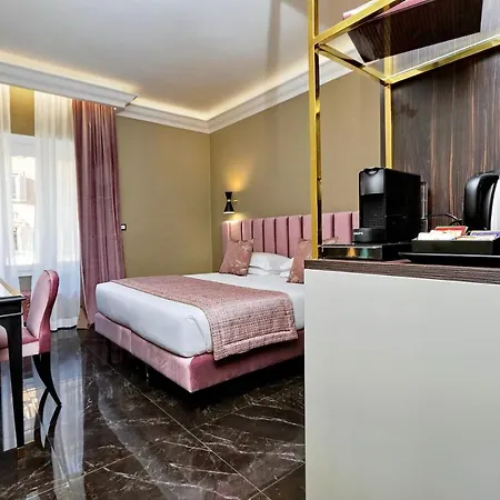 Bq House Colosseo Luxury Rooms-3